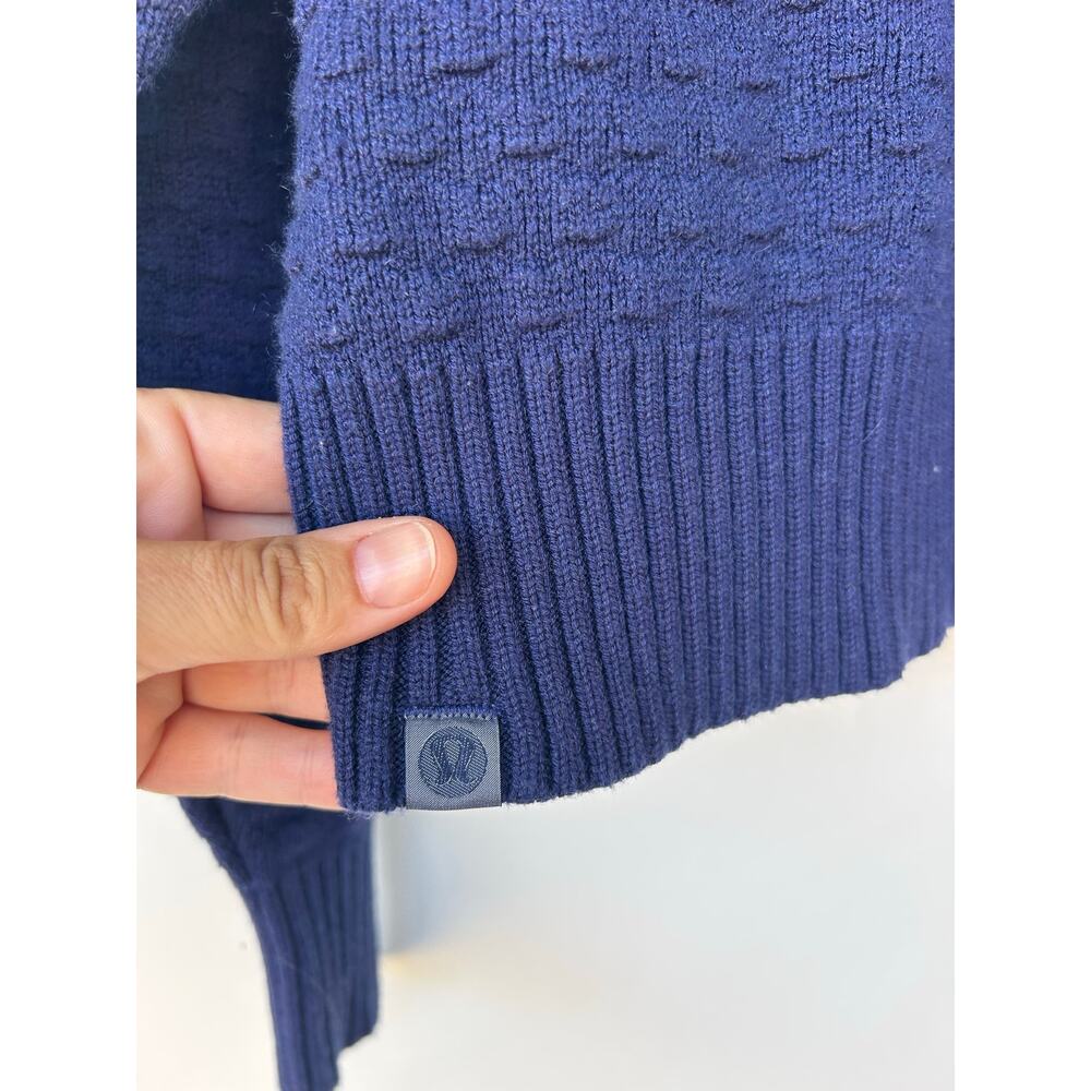 Lululemon Athletica Texture Play Crewneck Sweater Navy Blue Cashmere Medium - Picture 3 of 6